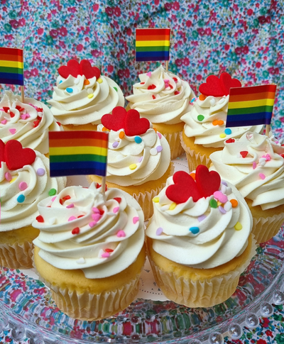 Mardi Gras Flag Cupcakes