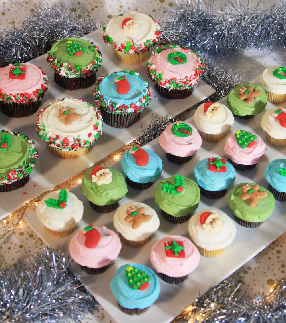 Classic Christmas Cupcakes