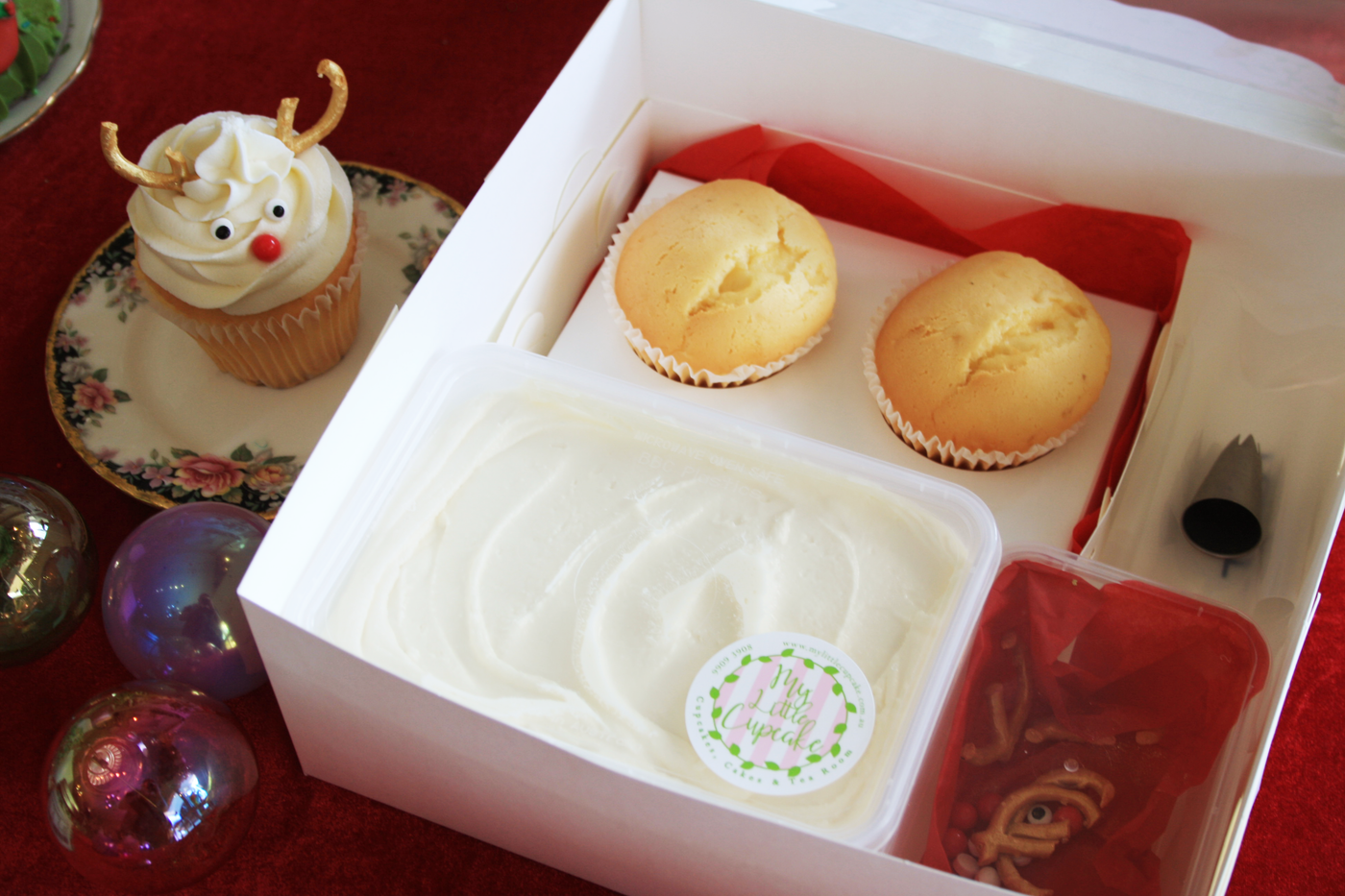 DIY Christmas Cupcake Kit